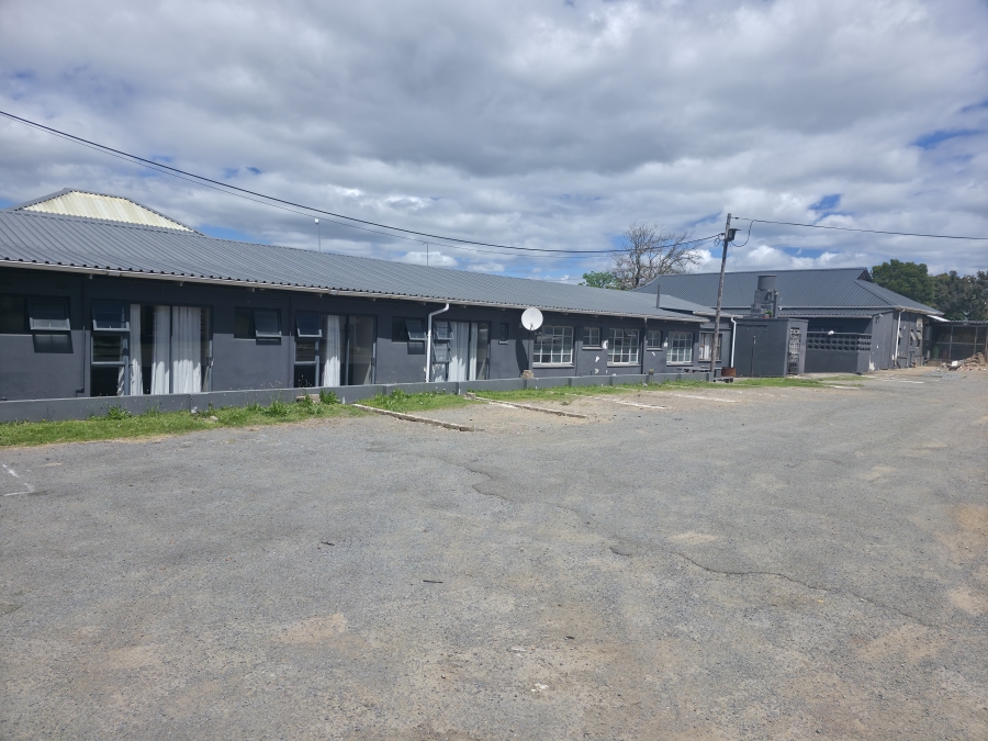 Commercial Property for Sale in Cambridge West Eastern Cape